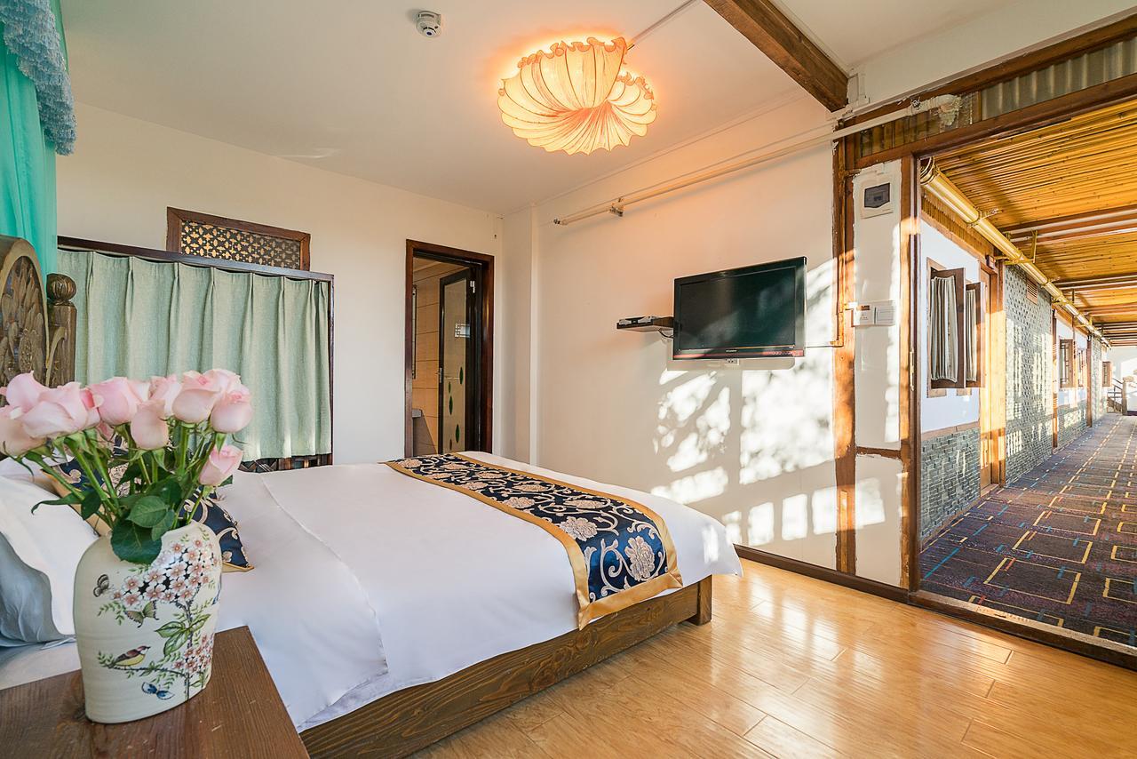 ליג'יאנג Love Cloud Boutique Chain Hotel In The Water Side מראה חיצוני תמונה